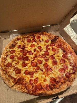 Large pepperoni 16 Cut Round Pizza