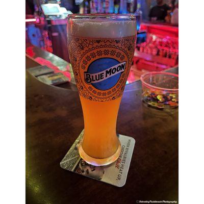 Love me a blue moon, need this glass! | #intenselypassionatephotography