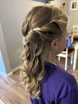 Pageant hair for child