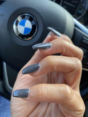 Fresh nails n owner did this. Shitty job.