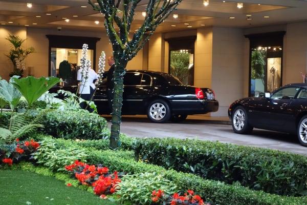 Valet entrance to Ruth Hill in The Fairmont Olympic Hotel, Seattle