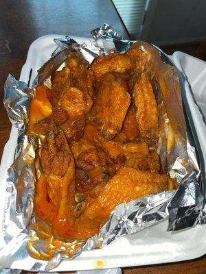 Hot wings extra crispy