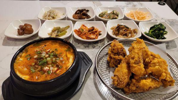 Delish! Spicy Seafood Tofu Soup & Fried Chicken.