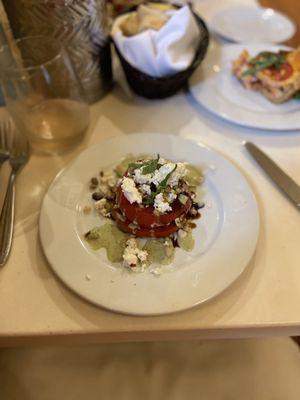 Seasonal tomato salad