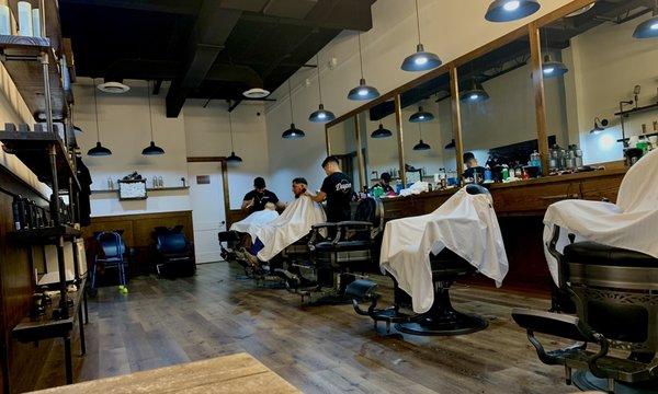 Dapper Barbershop And Shave Parlor