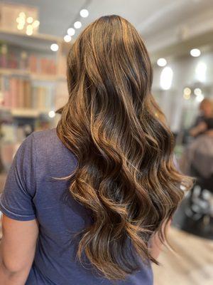 Balayage hair color