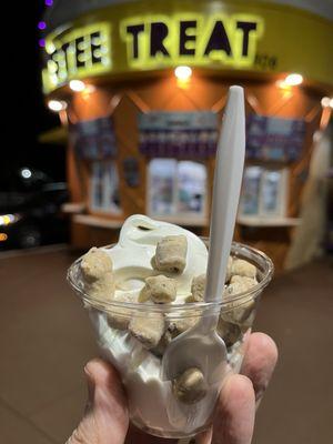 Kiddie Cup with choc chip cookie dough