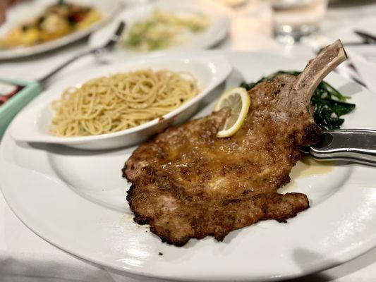 Pork chop, steamed spinach, white pasta