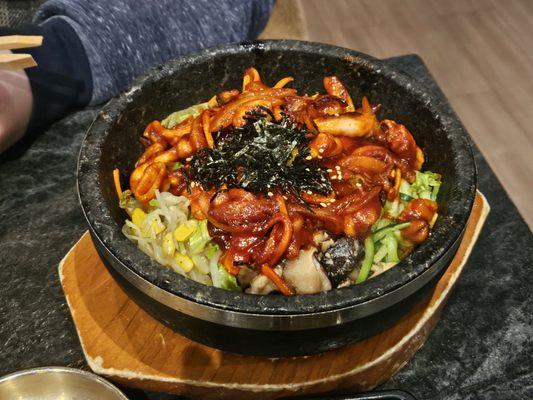 Dolsot-Bibimbap with Seafood