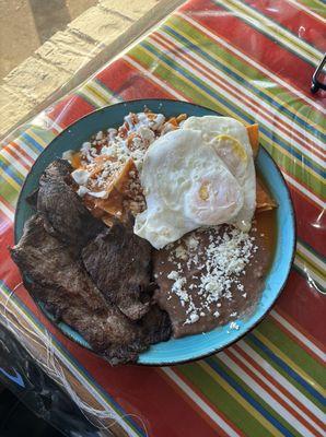 Chilaquiles with Bistec