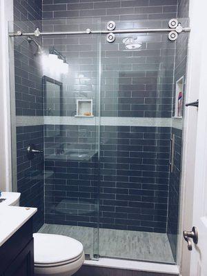 Cascade Series Shower Enclosure