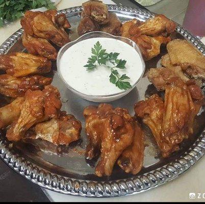 Platter of hot wings