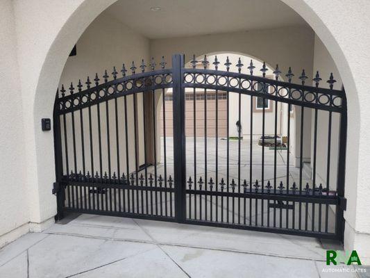 Dual Swing Gate Installation