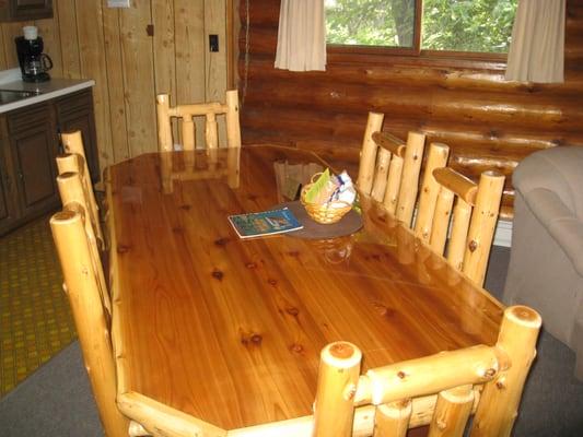 Birch Cottage dinning room table