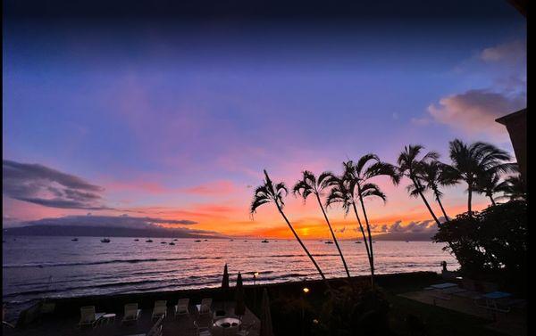 Sunset shot from Lahaina Shores 209