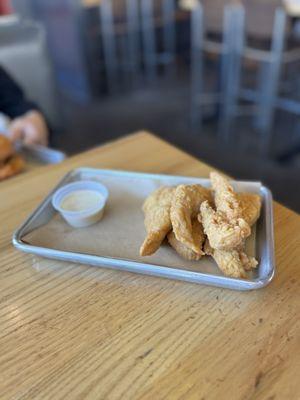 Kid's Chicken Tenders Meal