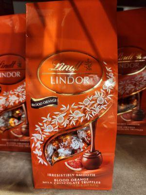 Costco - Lindor Blood Orange