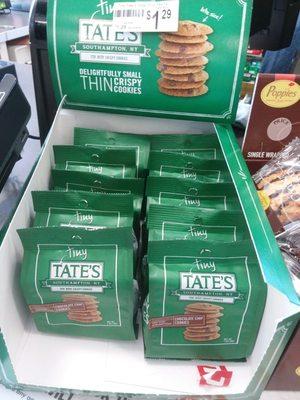 Tiny Tate cookies, how adorable!