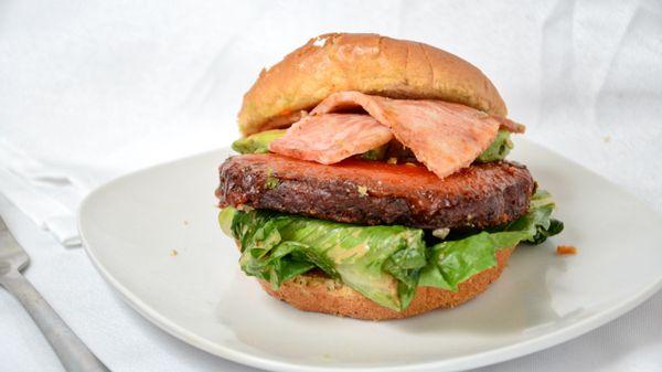 Bakon double Cheeze Burger with spicy Cheddar and Chipotle Mayo.