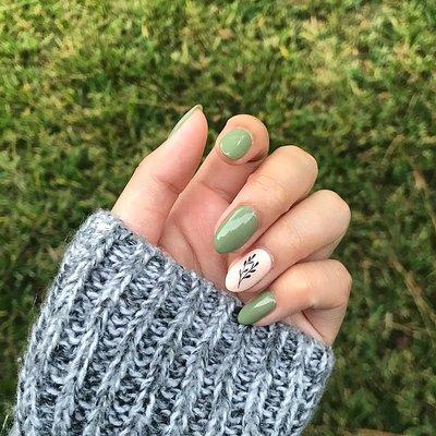 Gel manicure