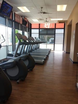 Plenty of cardio. New floors. New equipment. Fantastic staff.