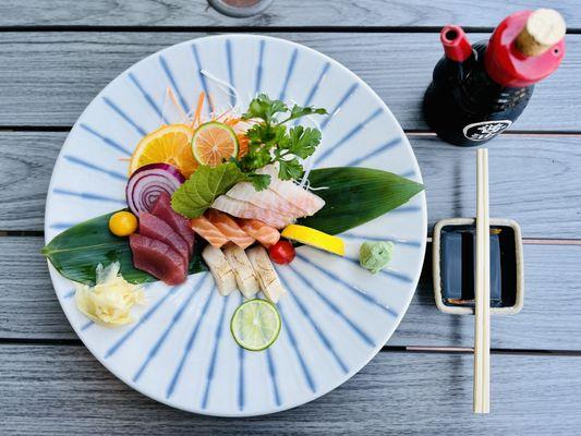 Sashimi platter