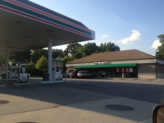 Exterior of 7-Eleven at 3200 Western Branch Blvd