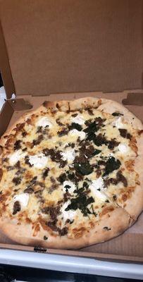 White Steak Pizza