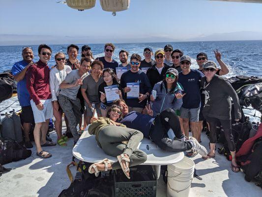 Boat dives to Catalina Island