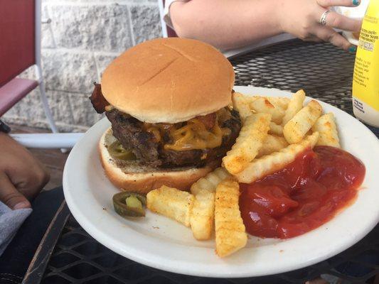 Cheddar Bacon Burger