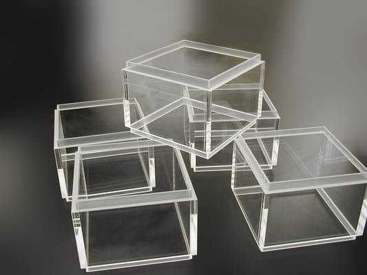 Acrylic display box's