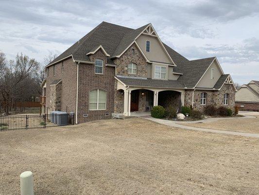 Sand Springs Shingle re-roof by Capstone