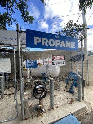 Propane refills 800 - 5:30pm M-S Sunday's 8:00 - 4:00pm