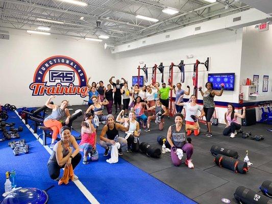 F45CSW Fitfam is a community of members & trainers who always motivate, support and push eachother!