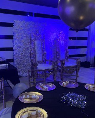 King & Queen Chairs