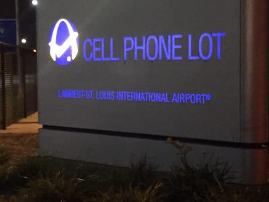 Lambert International Airport Cell Phone Lot Terminal 2