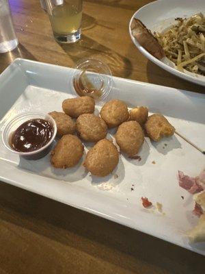 Mac & cheese bites