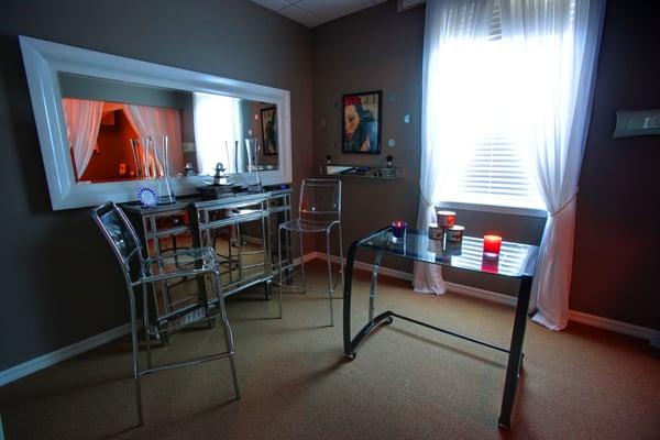 Our Belezza Room - Once you experience a Natural Mani/Pedi you'll never consider anything else - Natural Airbrush Tanning too!