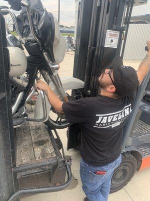 Javelina Harley Davidson employee damaging fender