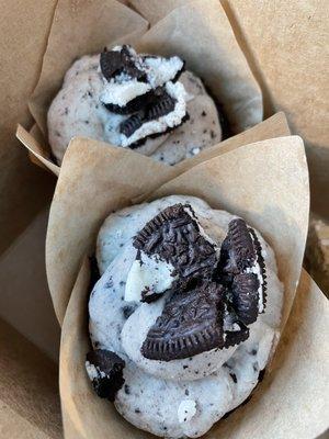 Cookie and cream cupcakes yes please!