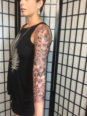 3/4 sleeve tattoo flowers and henna