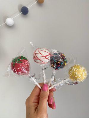 Different flavours of cake pops