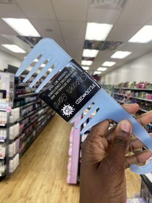 $2.99 Shower Comb -- at Sally Beauty Supply (Monday, 2 Sept. 2024)