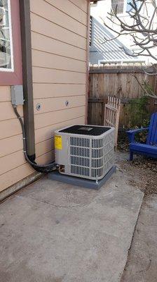 Heat Pump Split System - Long beach - Call for Your FREE Estimate Today