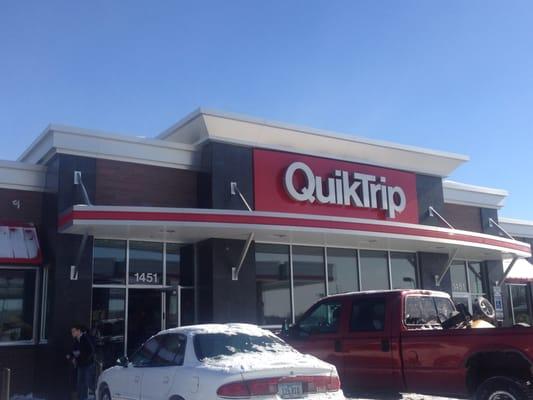 QuikTrip is the BEST gas station in the world!!