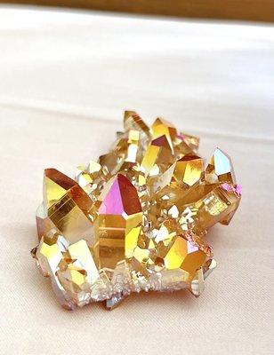 Sunrise aura quartz, so beautiful