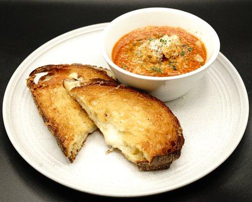 Grilled Cheese & Tomato Bisque