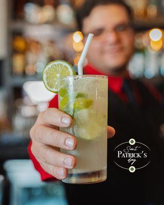 Why not celebrate this day in true green fashion? With a Caipirinha or two from our bar? 

We're waiting for you today!