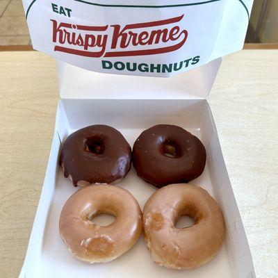 regular glaze and chocolate glaze donuts