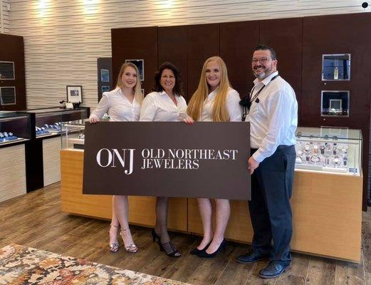 Experts of ONEJ Hyde Park Village